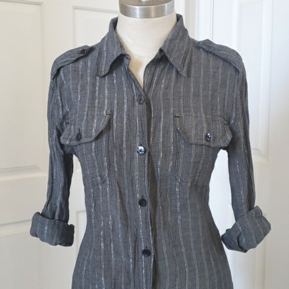 CHICO'S Gray Black Metallic Silver Pinstripe Button Down Top Tunic - Picture 1 of 11